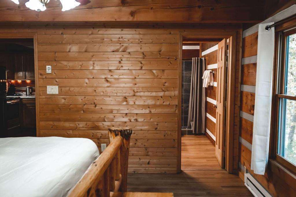 Wolf Creek Cabin At 36 North - Hot Tub Purlear ภายนอก รูปภาพ