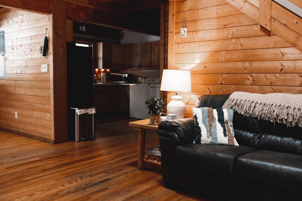 Wolf Creek Cabin At 36 North - Hot Tub Purlear ภายนอก รูปภาพ